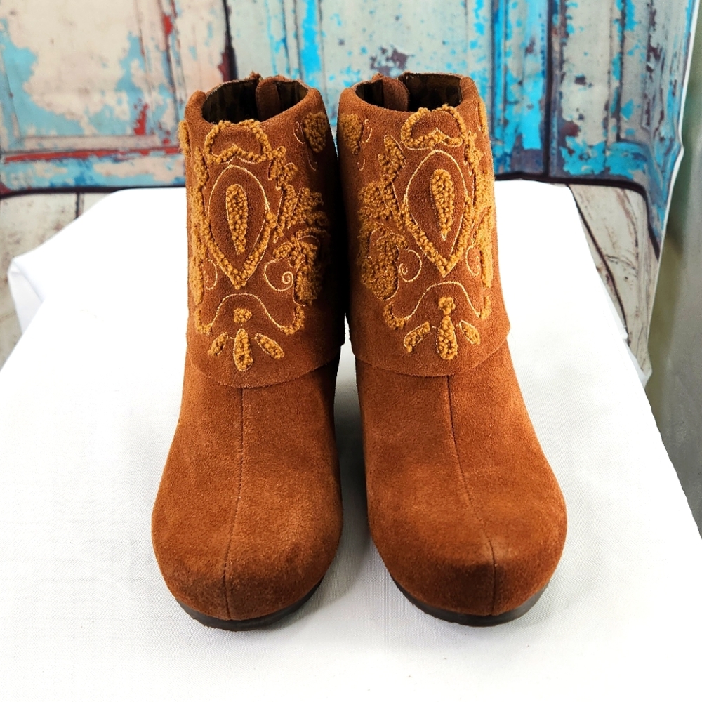 OTBT Ankle Boot Embroidered Ringold Wedge Heel - Picture 3 of 7